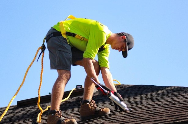 Top Warning Signs Your Residential Roof Needs Immediate Repair