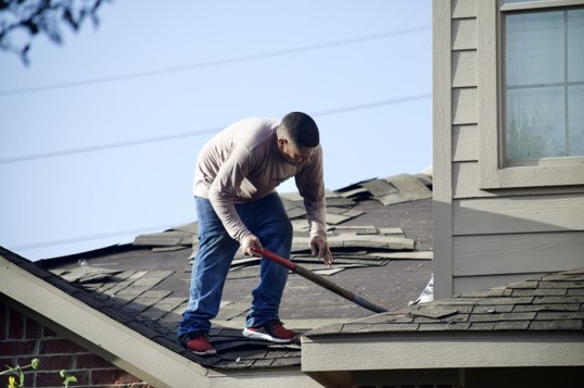 Top 6 Roofing Tips Every Homeowner Needs to Know