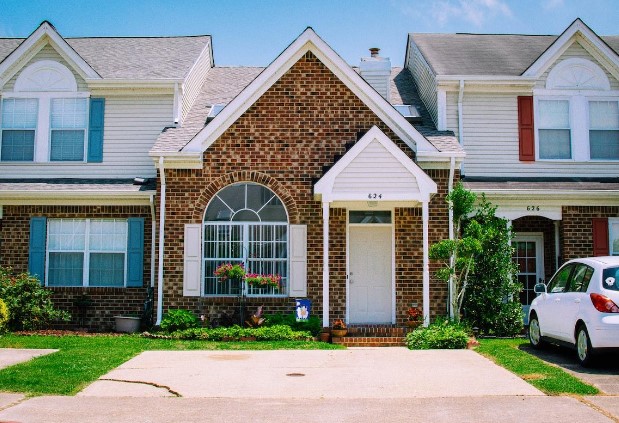 The Top Signs You Need Roof Repair